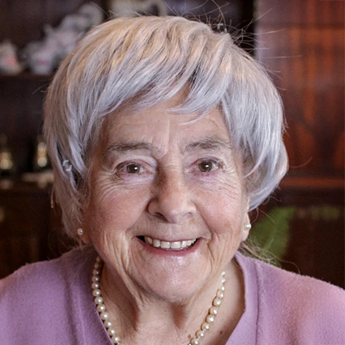 Sarah M. Pineal XT Review